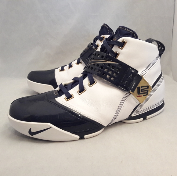 lebron shoes 2007